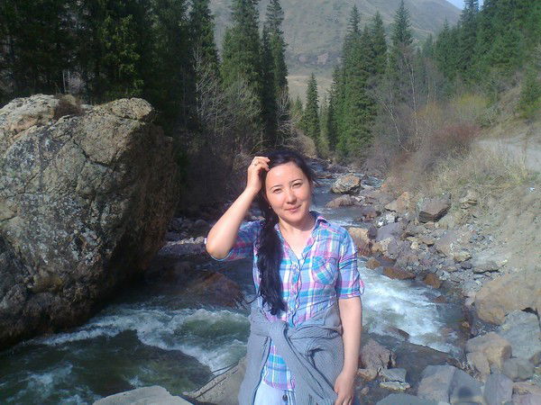 Жанат Шоланбаева