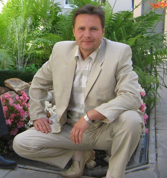 Александр Нерезов