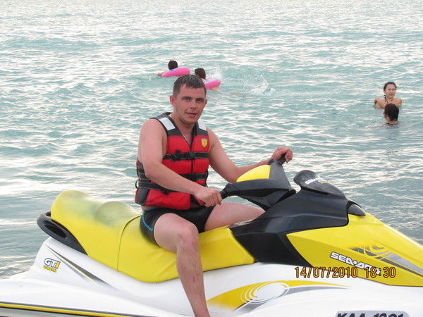 Евгений Резников