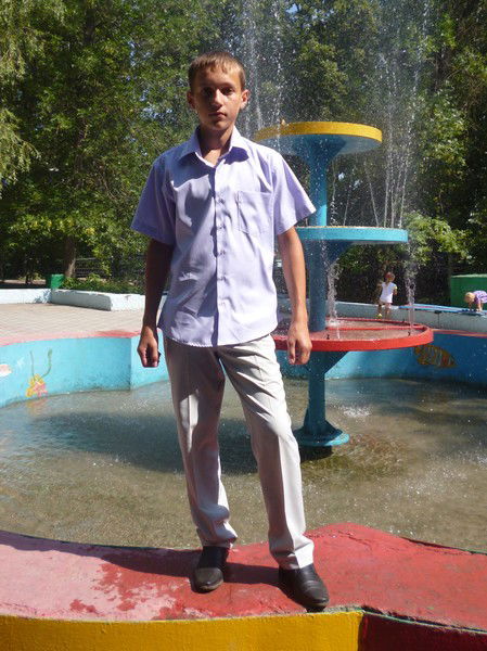 Денис Ломов