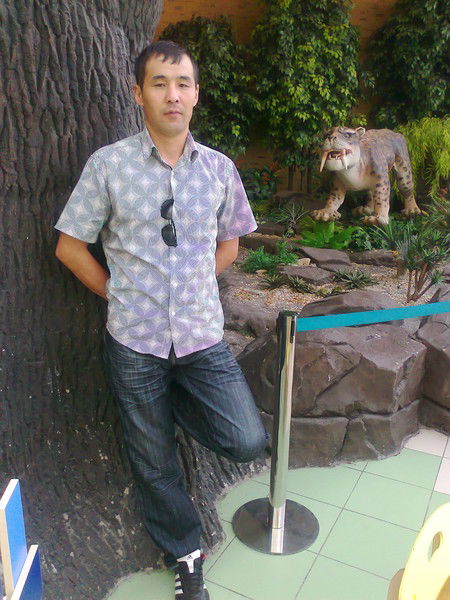 Жениш Чабаров