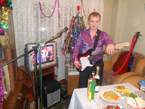 Олег Яковлев