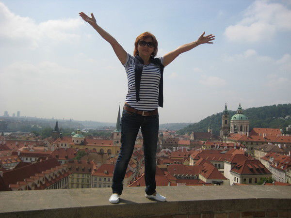 Светлана Толстенкова