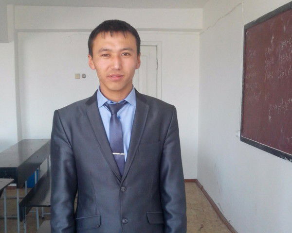 Умутбек Эралиев