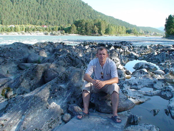 Андрей Леонов