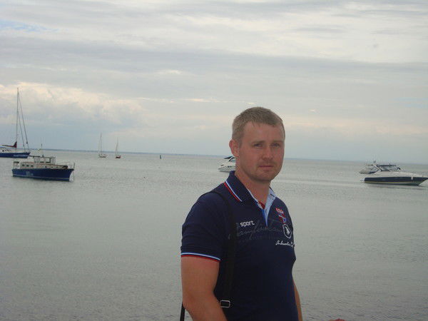 Виталий Котов