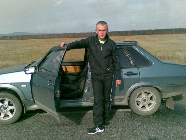 Олег Карпов