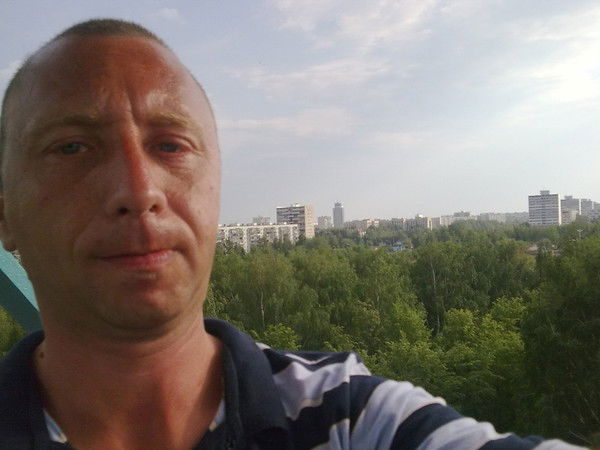 Роман Бесходарный