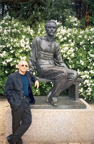 Анатолий Голяков