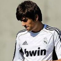 Максуд Комилджонов