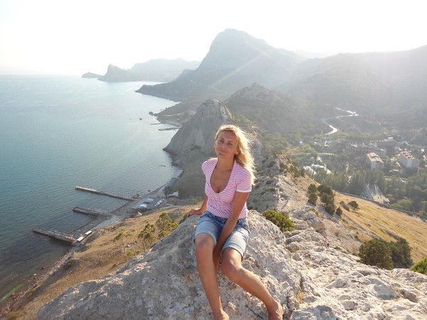 Тина Неизвестная