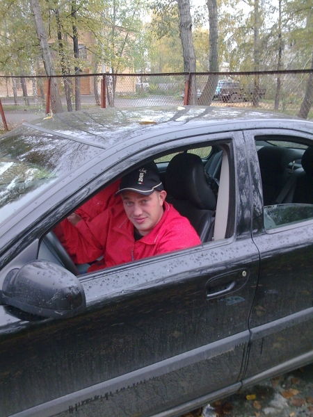 Михаил Аксенов