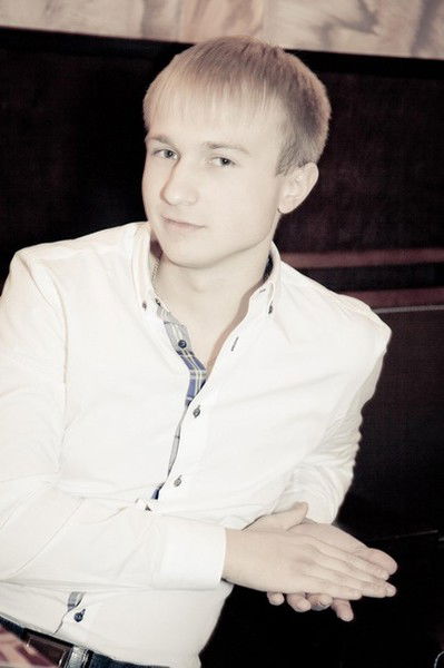 Анатолий Новиков