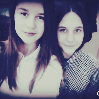 Юля Жирикова