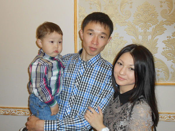 Аяночка))) )))))