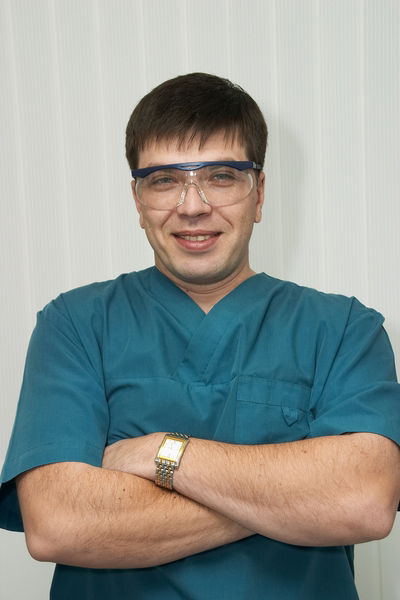 Александр Саямов