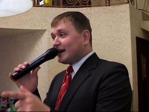 Виталий Неклеенов