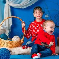 Алинка Середина