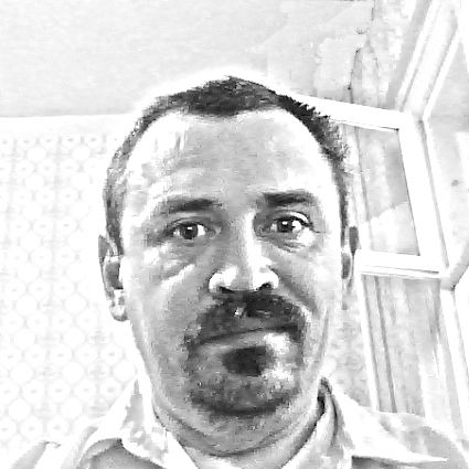 Женя Папилов