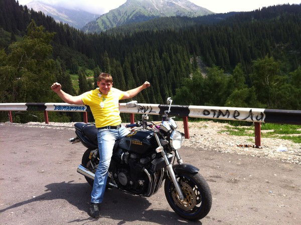 Владислав Сазонов