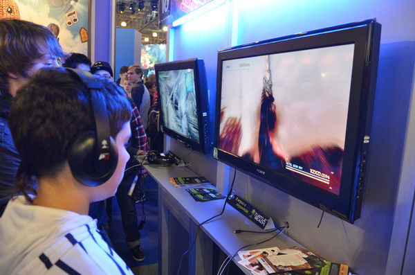 Максим Апостолов