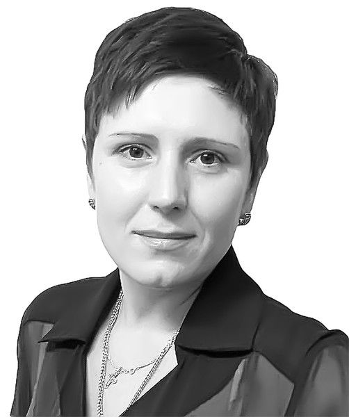 Марина Карамазова