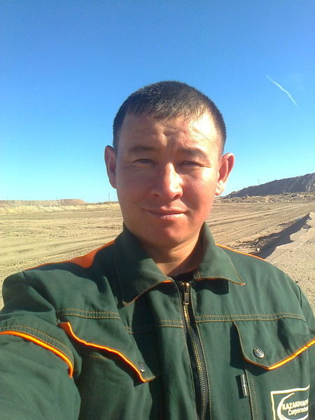 Мeрхaт Мaрaлбaeв