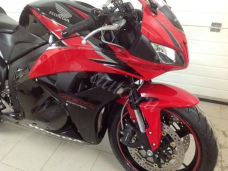 Сергей Медведев