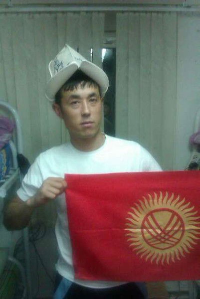 Махмут Тешебаев