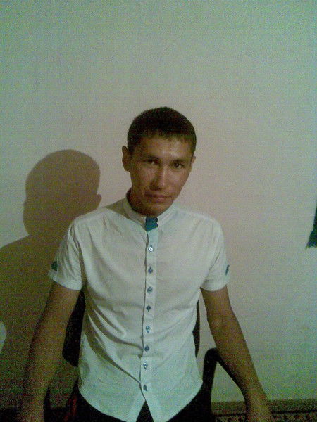 Женис Кулданов