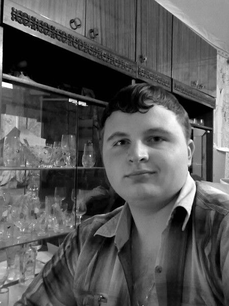 Александр Раев