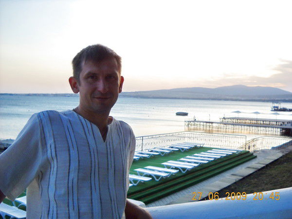 Роман Буянов