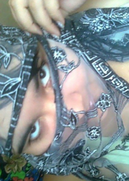 << Неизвестная >>