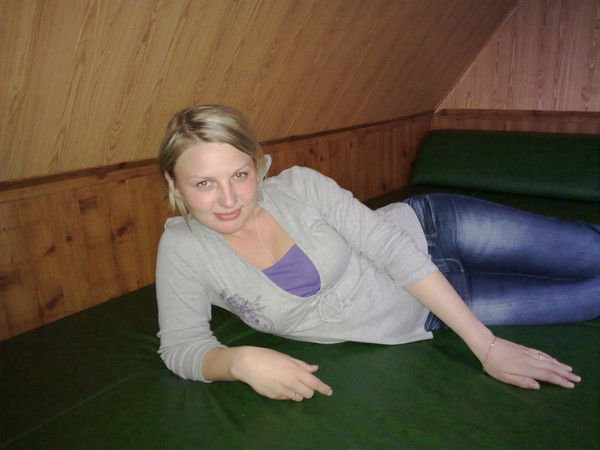 Анна Никонова