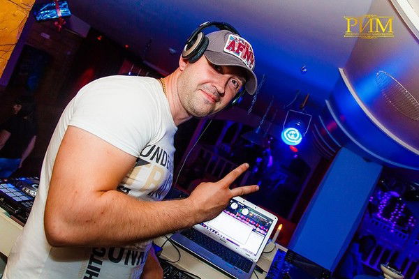 Дмитрий Долмат