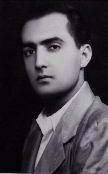 Leo Khan