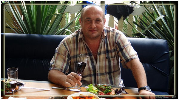 Андрей Хомутов