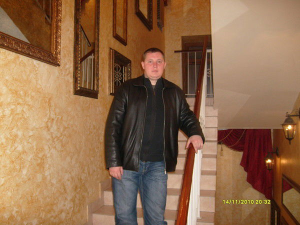 Олег Калашников