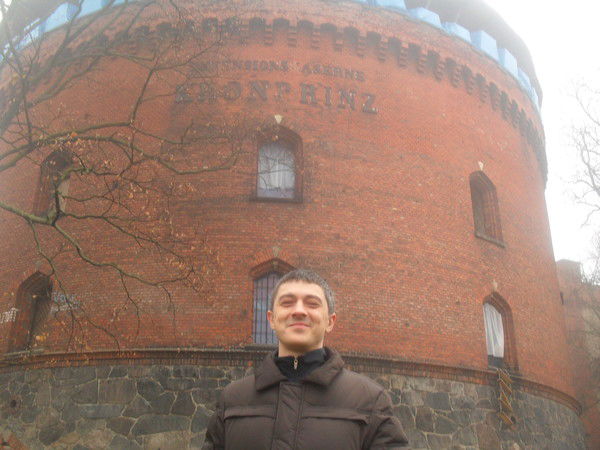 Ренат Менникаев