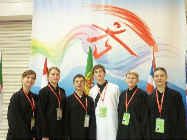 Андрей Ежов