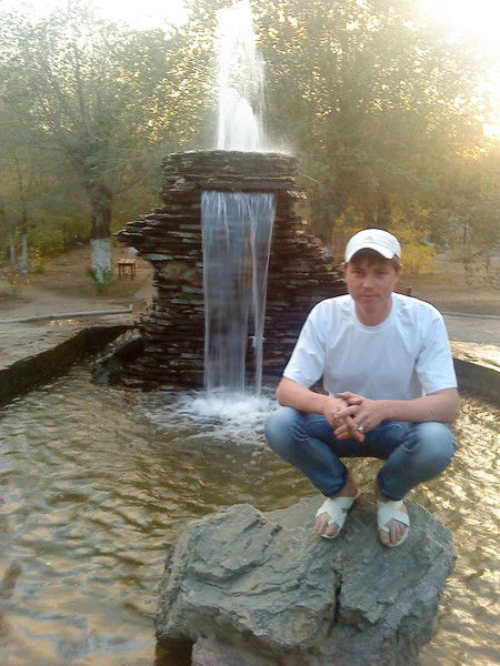 Александр Хрусталёв