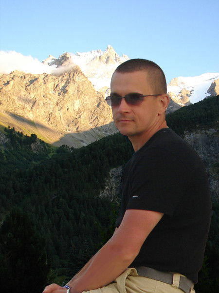 Константин Степанов