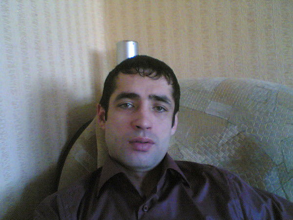 Володя Емельянов