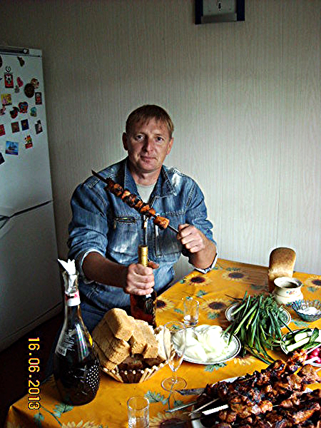 Виталий Назаркин