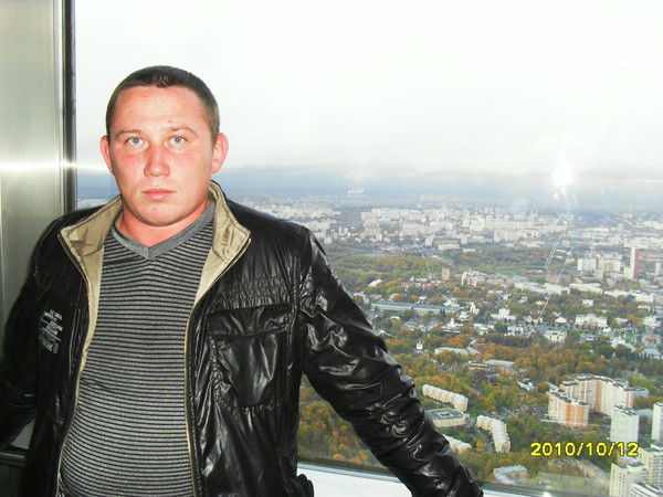 Алексей Иванов