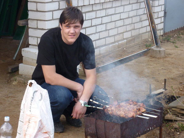 Дмитрий Савельев