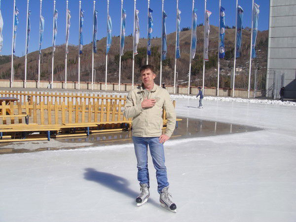 Виталий Попов