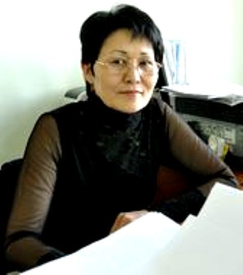 Клара Жумекенова