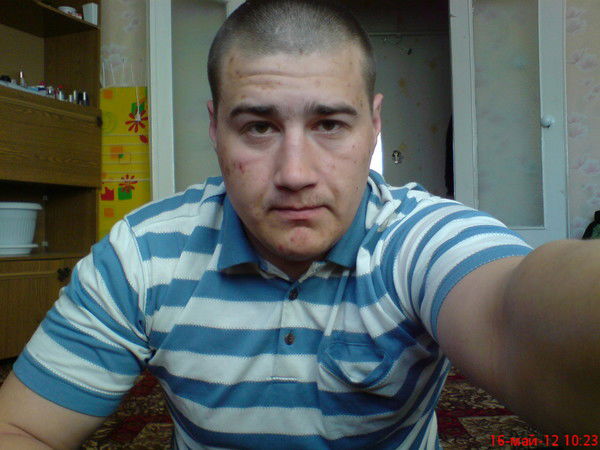 Андрей Глухов