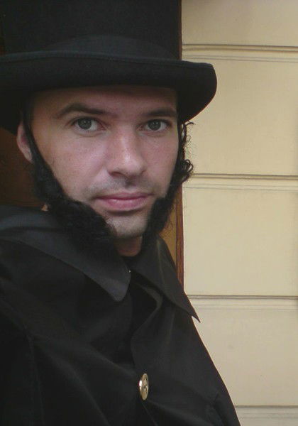 Александр Мирошниченко